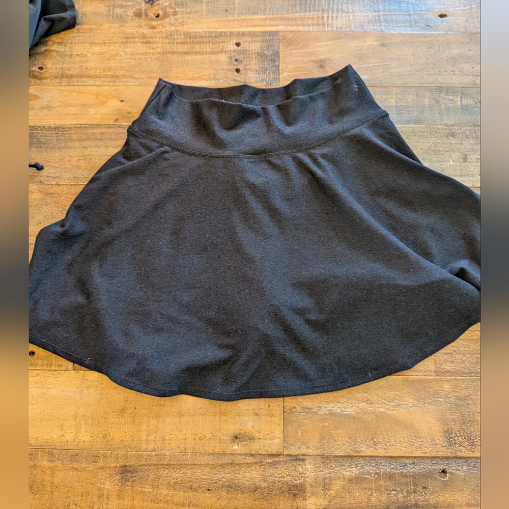 Old Navy High-Waisted Cloud+ Skort